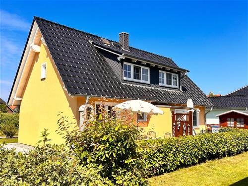 Sommerhus - 4 personer -  - Zur Kreptitzer Heide 13 a - 18556 - Dranske