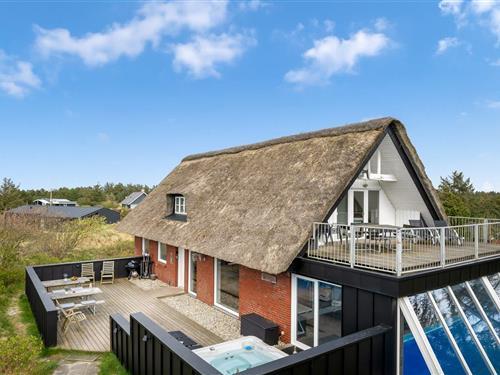 Holiday Home/Apartment - 14 persons -  - Havstien - 6853 - Vejers Strand