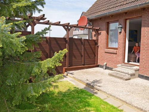 Holiday Home/Apartment - 4 persons -  - Am Brook - 23747 - Dahme