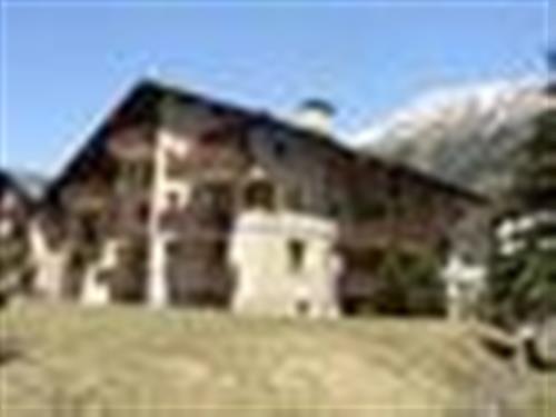 Holiday Home/Apartment - 6 persons -  - Curtins - 7504 - Pontresina