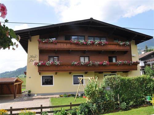 Holiday Home/Apartment - 6 persons -  - Dorfstrasse - 6363 - Westendorf