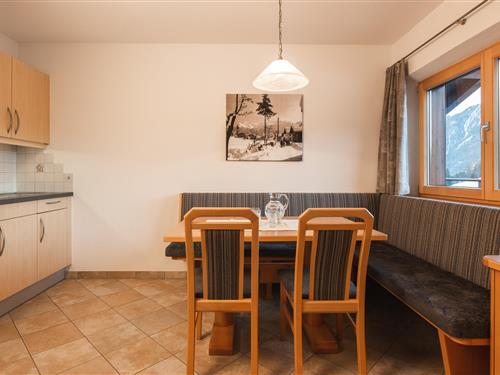 Holiday Home/Apartment - 4 persons -  - Untergasse - 6534 - Serfaus
