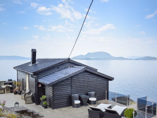 Sommerhus - 6 personer -  - Sandviksvegen - Skånevikstrand/Etne - 5593 - Skånevik