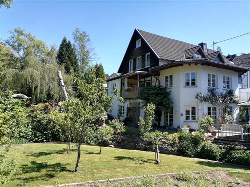 Ferienhaus - 5 Personen -  - Breitenbacher Straße - 57074 - Siegen