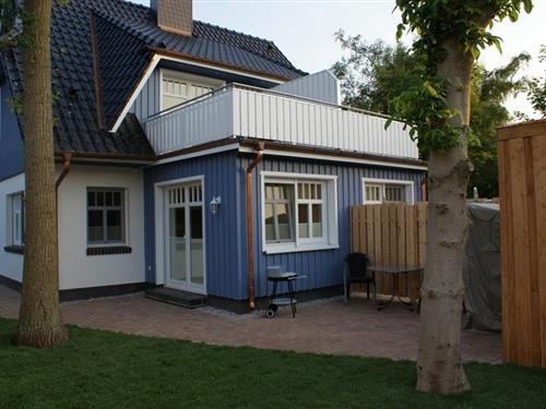 Holiday Home/Apartment - 6 persons -  - Müggenburger Weg - 18374 - Zingst