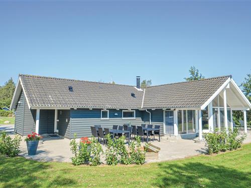 Holiday Home/Apartment - 12 persons -  - Kaninstien - Marielyst - 4873 - Væggerløse