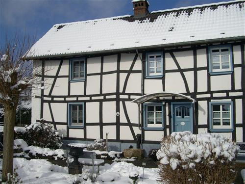 Holiday Home/Apartment - 5 persons -  - Neuhoferstr. - 53945 - Blankenheim