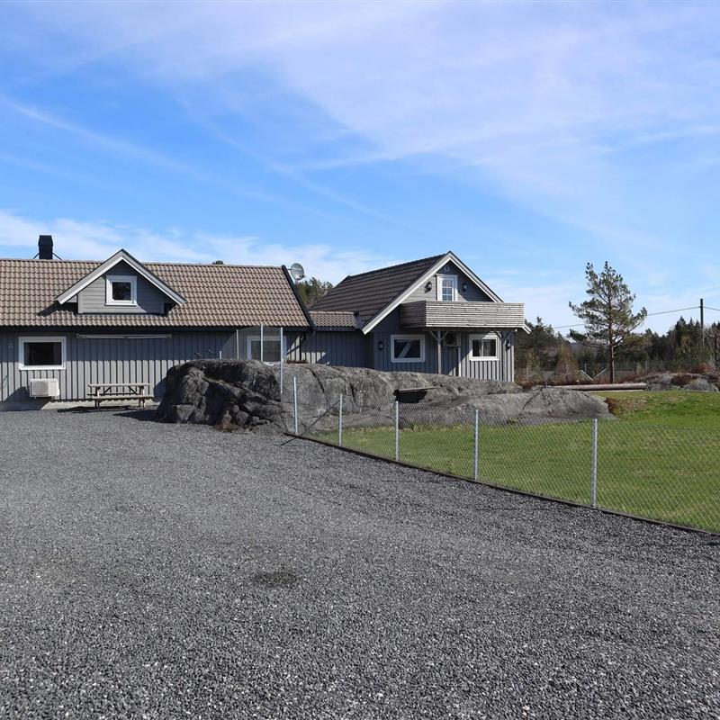  - 7 personer -  - Øyveien - 4950 - Risør