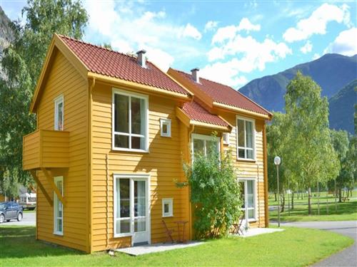 Vacation center - 3 persons -  - Grandavegen - 6887 - Lærdal