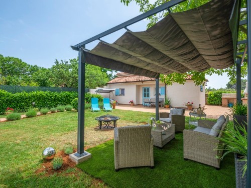 Holiday home - 4 persons -  - Montiron - Pula-Sisan - 52100 - Sisan