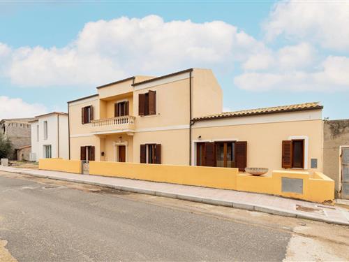 Sommerhus - 10 personer -  - 07039 - La Muddizza Ss