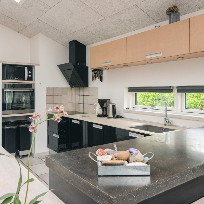 Sommerhus - 10 personer -  - Gl. Strandvej - Henne Strand - 6854 - Southern West Coast