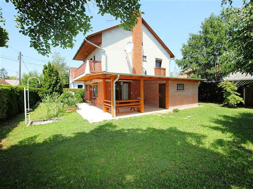 Holiday Home/Apartment - 6 persons -  - Balatonmariafurdo - 8647