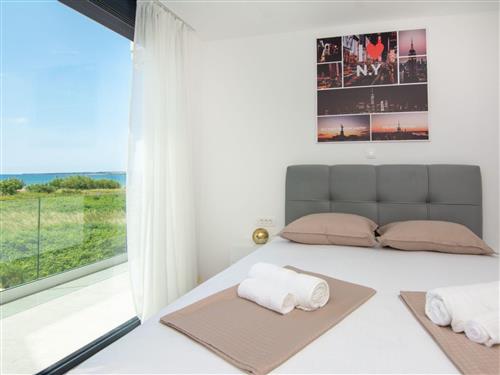 Holiday home - 7 persons -  - Privlaka - 23233