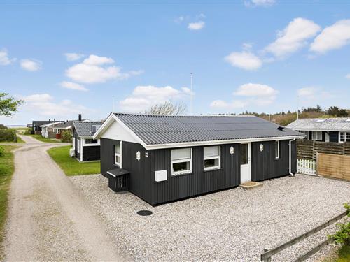 Holiday Home/Apartment - 6 persons -  - Carlsbergvej - Lendrup - 9670 - Løgstør