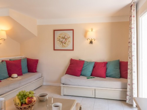 Holiday apartment - 8 persons -  - 07120 - Grospierres
