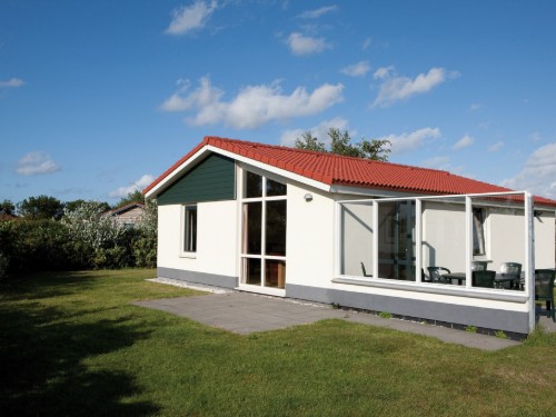 Bungalow - 6 personer -  - 9161CT - Hollum