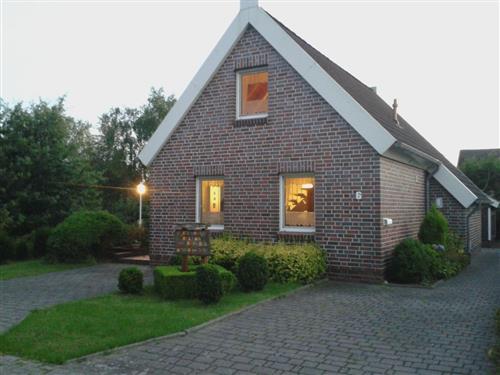 Holiday home - 4 persons -  - Stiekelbusch - 26607 - Aurich