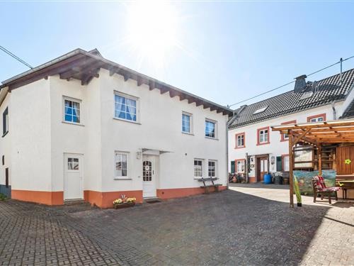 Ferienhaus - 5 Personen -  - Hauptstr. - 54558 - Strohn