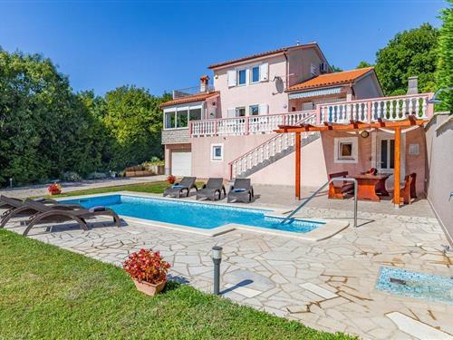 Holiday home - 6 persons -  - Vinez - Labin-Vinez - 52220 - Vinez