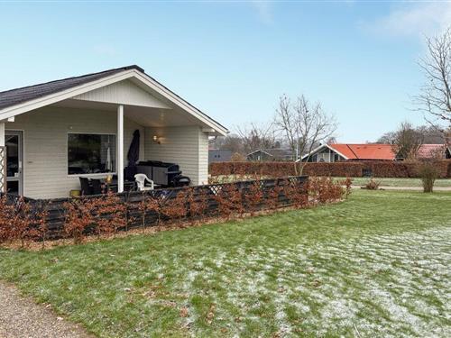 Ferienhaus - 6 Personen -  - Nøddevænget - Hejlsminde - 6094 - Hejls