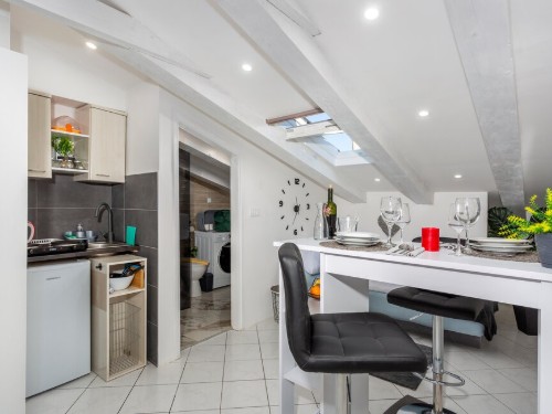 Ferieleilighet - 2 personer -  - Kresimirova - Opatija-Rijeka - 51000 - Rijeka Rijeka