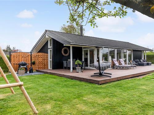 Sommerhus - 8 personer -  - Stubbegårdsparken - Næsby Strand - 4900 - Nakskov