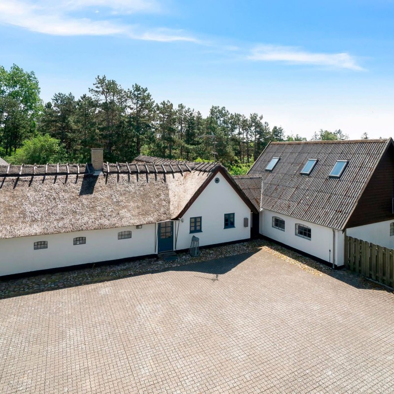 Bondehus - 22 personer -  - Svinget - 4560 - Vig