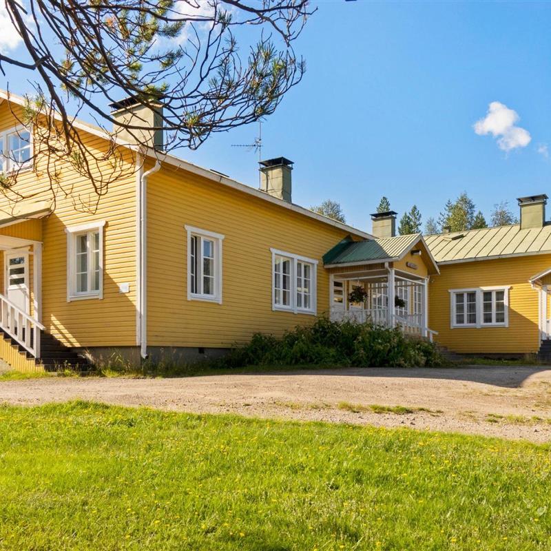 Sommerhus - 20 personer -  - Salla - 98790