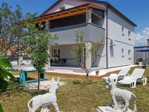 Holiday Home/Apartment - 8 persons -  - Loborika - Pula - Loborika - 52206 - Loborika