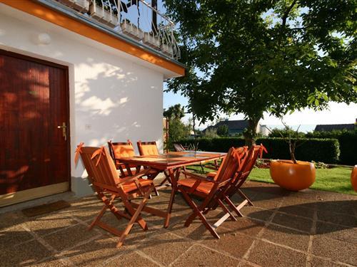 Ferieleilighet - 4 personer -  - Njivice - 51512 - Njivice