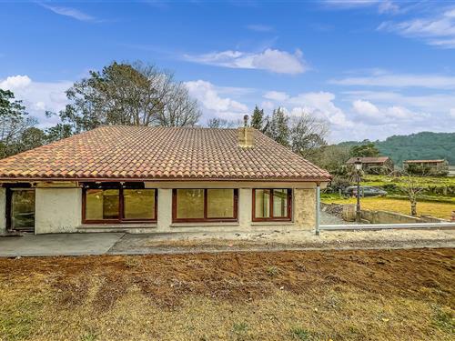 Holiday home - 8 persons -  - Figueiroa - Lousame, Noia - 15216 - Lousame