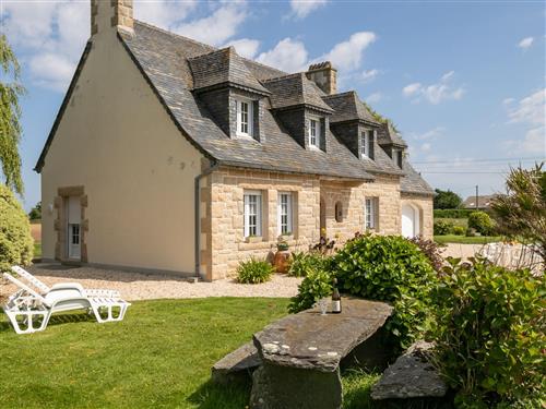 Holiday home - 6 persons -  - Guimaëc - 29620