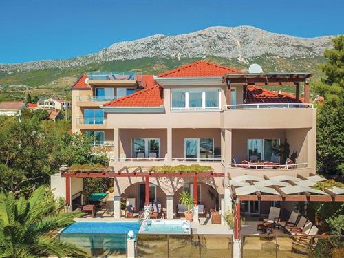 Holiday home - 18 persons -  - Primorska ulica - Trogir-Kastel Gomilica - 21213 - Kastel Gomilica