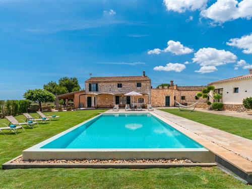 Holiday home - 12 persons -  - Diseminado Poligon - La Mallorquina, Manacor - 07500 - Manacor