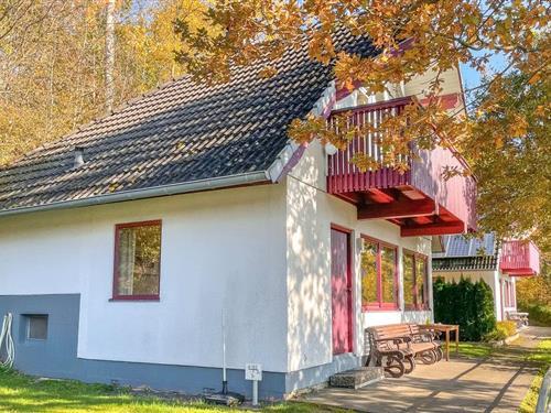Holiday home - 7 persons -  - Seepark, Dorf 1 FH - Kirchheim/Hessen - 36275 - Kirchheim
