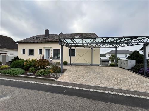 Holiday Home/Apartment - 4 persons -  - Irlacher Dorfstraße - 92442 - Wackersdorf