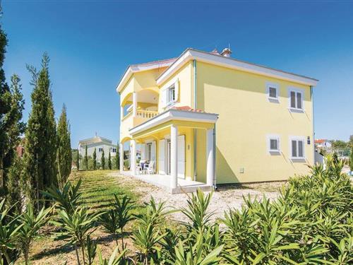 Holiday apartment - 2 persons -  - Petra Zrinskog - Biograd-Pakostane - 23211 - Pakostane