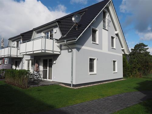 Holiday Home/Apartment - 2 persons -  - Barther Straße - 18374 - Zingst