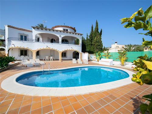 Holiday home - 12 persons -  - Calpe/Calp - 03720
