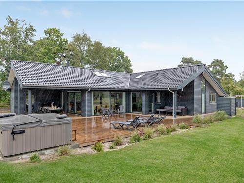 Sommerhus - 10 personer -  - Frederiksvej - Balka - 3730 - Nexø