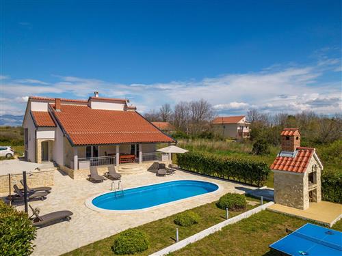 Holiday home - 8 persons -  - Ulica don Marka Kršlovica - 23233 - Privlaka