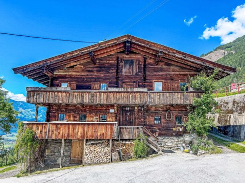 Holiday home - 14 persons -  - 6276 - Kaltenbach