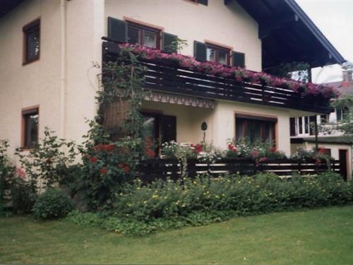 Holiday Home/Apartment - 5 persons -  - Kampenwandstraße - 83233 - Bernau Am Chiemsee