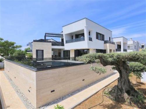 Holiday home - 8 persons -  - Privlaka - 23233