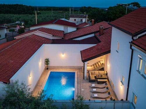 Feriehus - 16 personer -  - Korlevici - 52463 - Visnjan