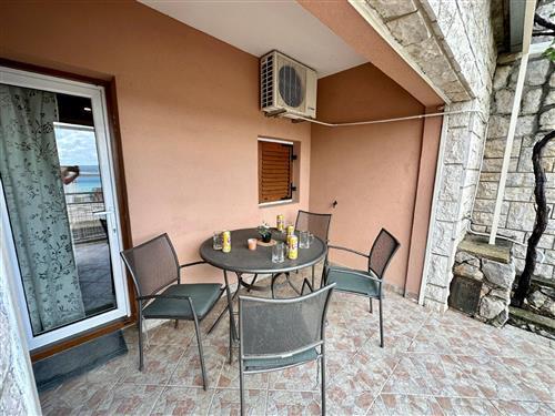 Holiday Home/Apartment - 4 persons -  - Bože Domijana - 51265 - Dramalj