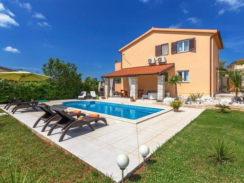 Sommerhus - 8 personer -  - Peruski - Duga Uvala-Peruski - 52207 - Barban