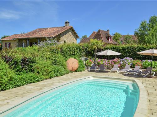 Villa - 12 persons -  - 24160 - St. Medard D'excideuil