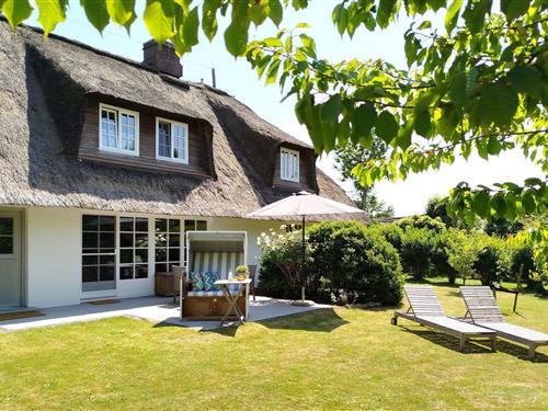 Holiday home - 4 persons -  - Gurtstig - 25980 - Sylt / Keitum
